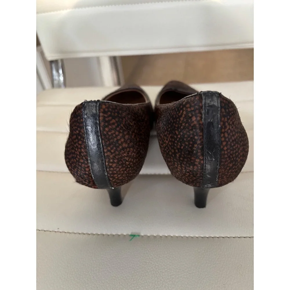 Clarks Brown Animal Print Suede Pointed Toe Kitten Heel Pumps Women's Shoes‎